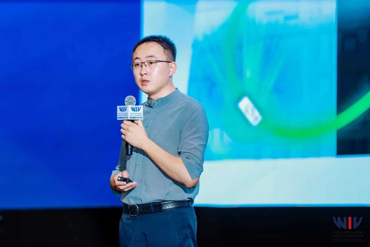 WIV2025 嘉宾专访 | 白犀牛副总裁王瀚基：当无人配送开启爆发式增长模式时，为何白犀牛可稳迎这一发展风口？